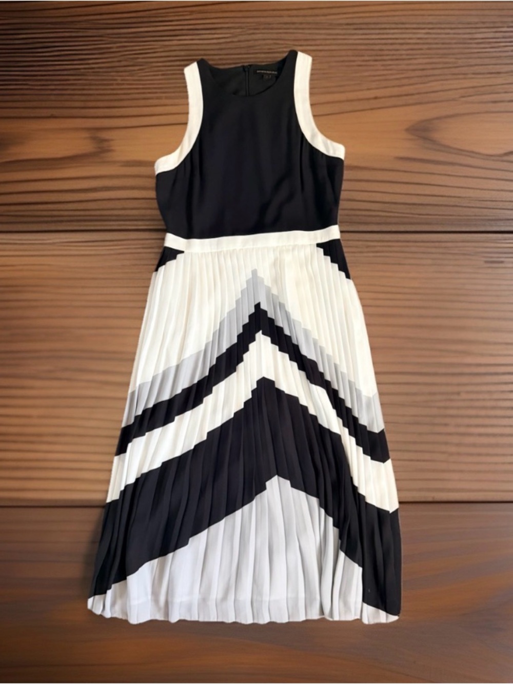 Women's sleeveless multicolor Banana Republic maxi dress Size 4 Great condition